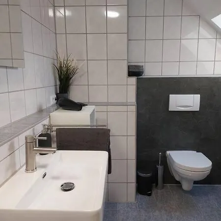 Rooftop Apartmens - Komfortable Neue Gemeinschaftsunterkunft Im Herzen Von - Raum 3 * Ulma